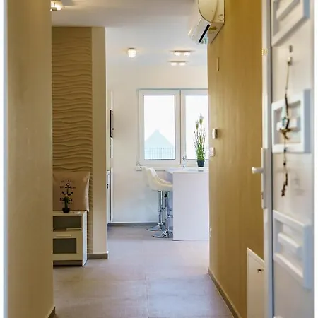 Kenese Regatta Apartment *